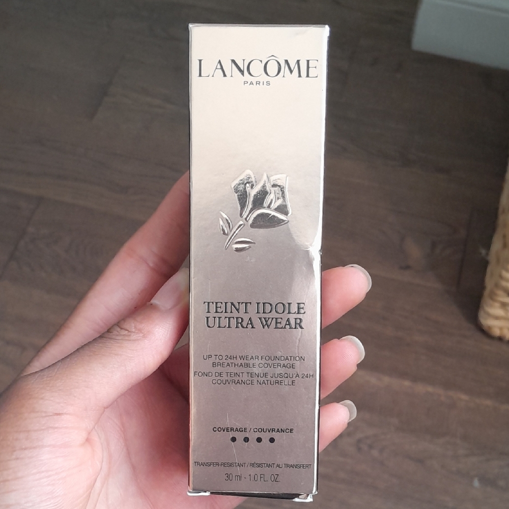 Teint Idole Ultra Wear Foundation - Silver